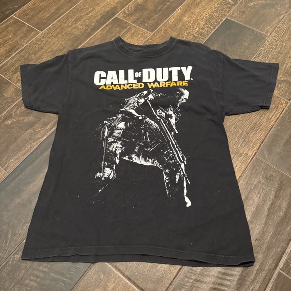 EUC Call Of Duty Graphic Tee - Picture 1 of 6